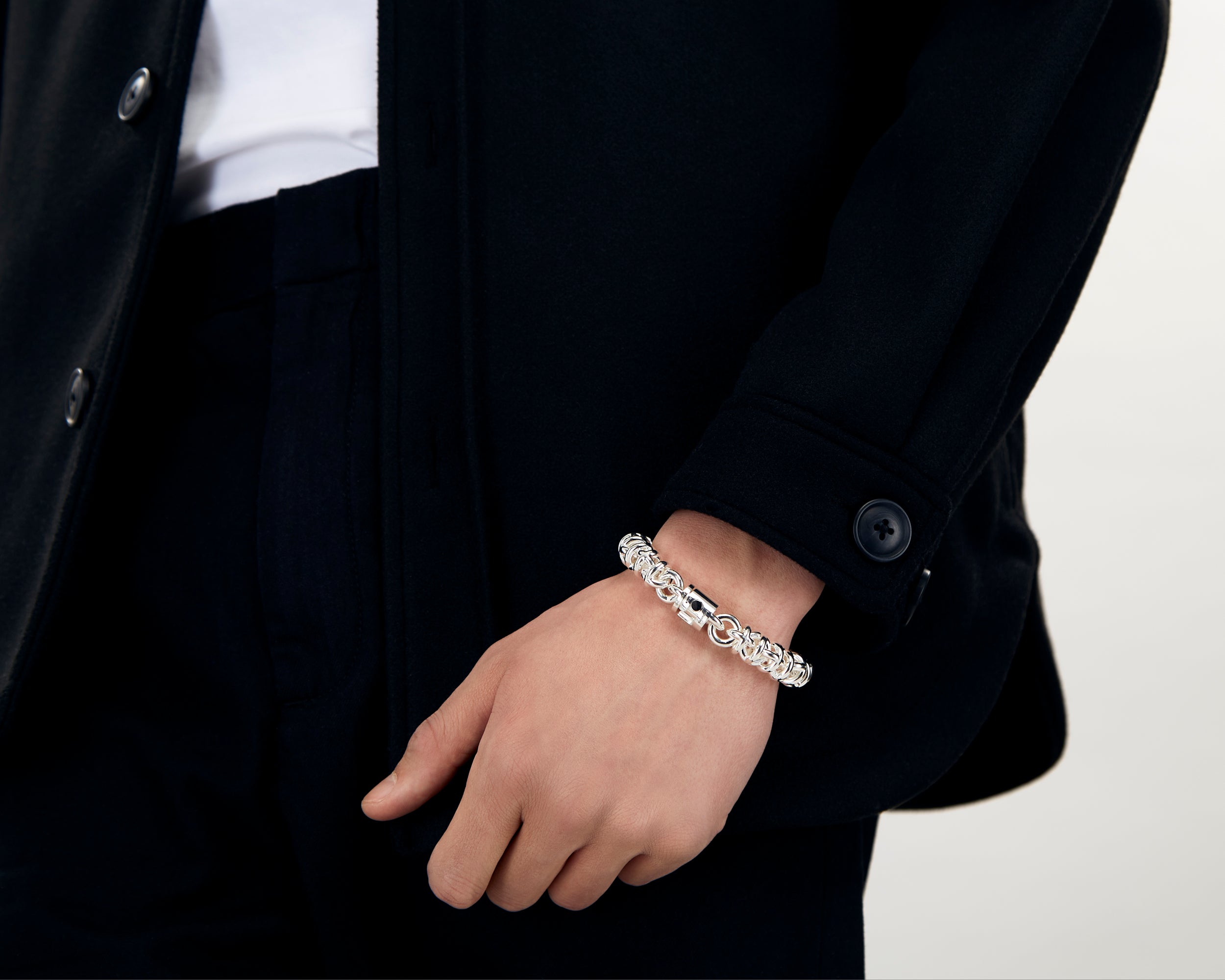 interlacing bracelet 103g