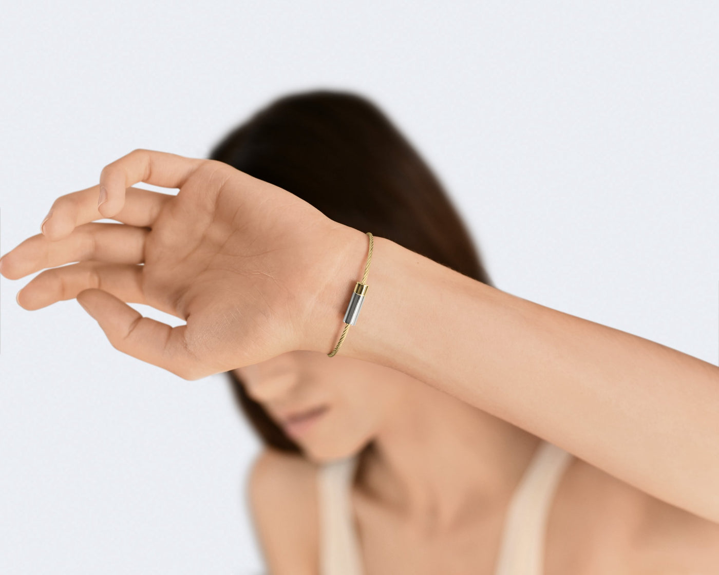 9g cable bracelet